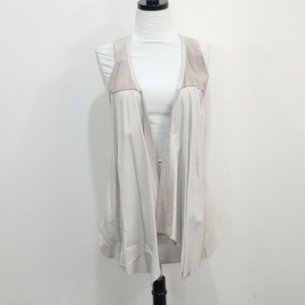 Illia Los Angeles Patchwork Pleated Paneled Leather Suede Vest - 4 - Vintage!